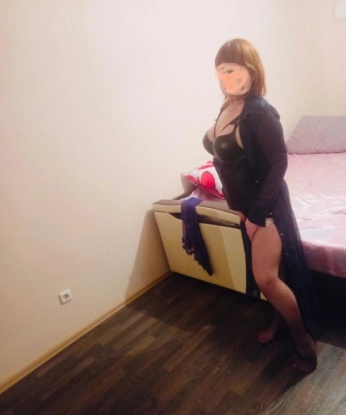 Позволь мне окунуть тебя в мир страсти и наслаждения. Я готова исполнить самые сокровенные желания и фантазии. Мои услуги обширны и разнообразны - классический секс, оральные ласки, эротический массаж, ролевые игры. Обещаю, что ты не останешься равнодушным после нашей встречи. У меня есть отличные отзывы от моих довольных клиентов, которые всегда возвращаются ко мне снова. Заходи на мою страницу, чтобы увидеть мои фото, и мы сможем организовать незабываемую встречу. Не упусти шанс провести время с настоящей профессионалкой любви. Жду тебя в Москве! 😉💋 Татьяна